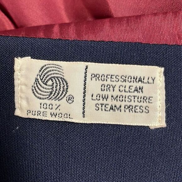 JH Collectibles Women’s Petite Navy Blue Pure Wool Fully Lined Blazer Size 10P - Picture 6 of 7